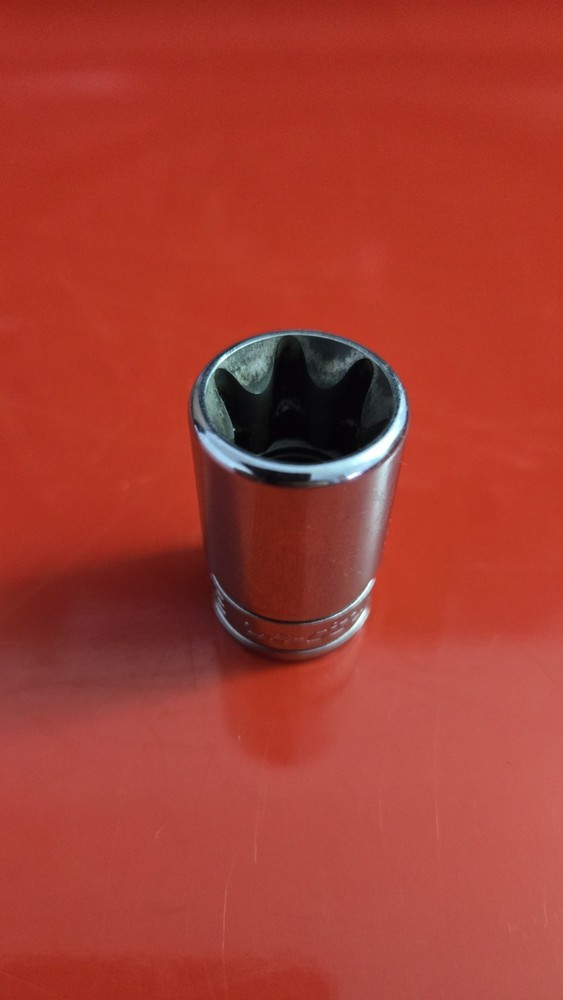 Snap On FLE180A E18 3/8"dr Inverted E Torx Socket