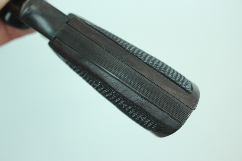 RETRO PRE-WAR GRIPS FOR S&W K, L FRAME SQUARE BUTT DIAMOND CHECKERED ** NEW MED
