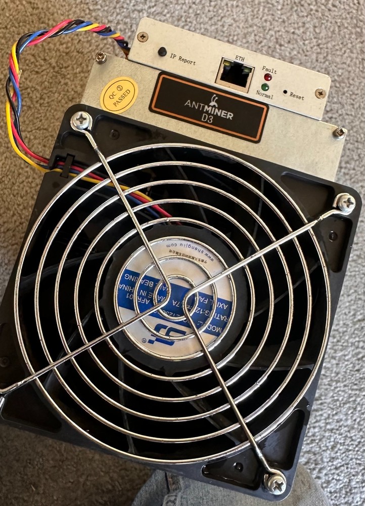 Bitmain Antminer D3 19.3G For Parts / Not Tested