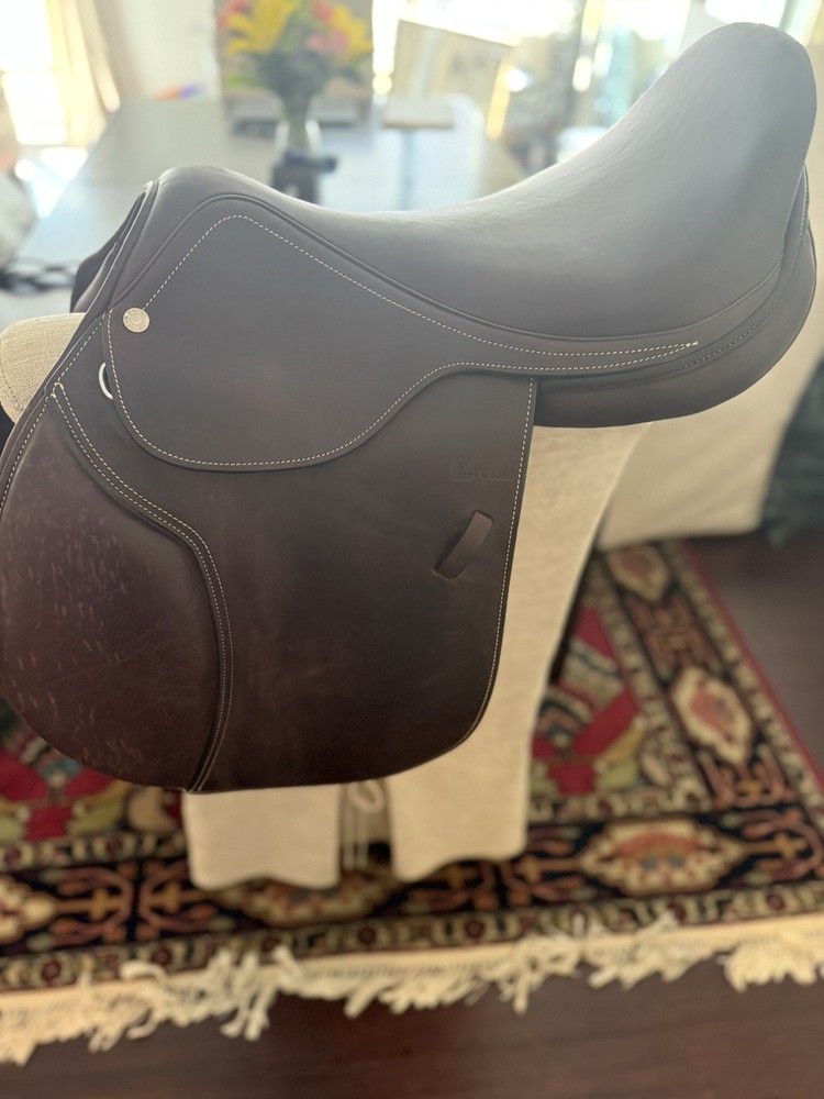 Dover Circut Saddle 17.5