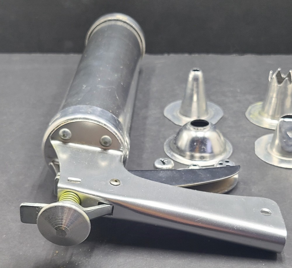 EUC Cookie Chef Cookie Canape & Pastry Gun Press Complete W Extra Discs & Tips