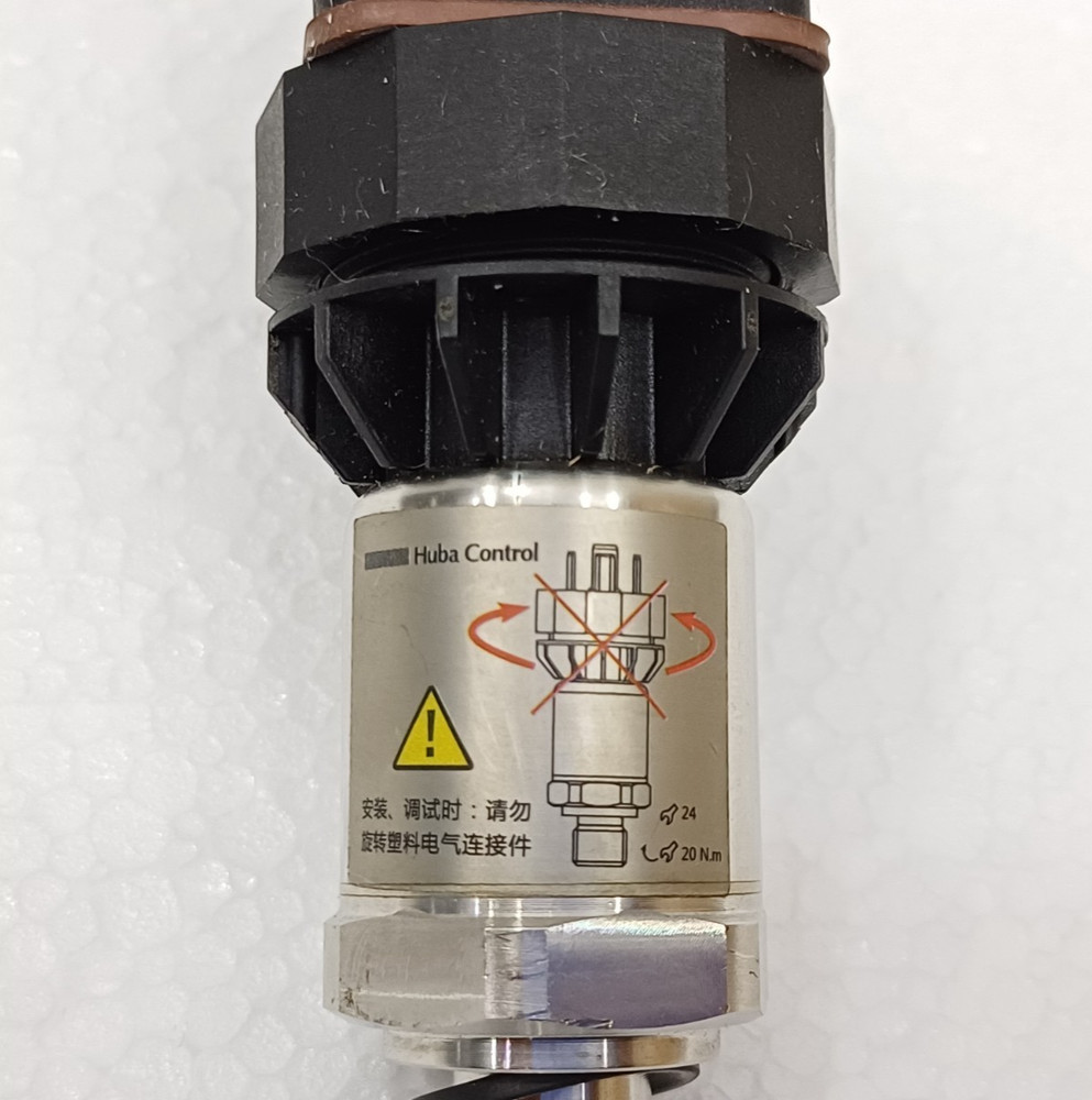 HUBA CONTROL 527.99000 PRESSURE SENSOR 0... +10 BAR