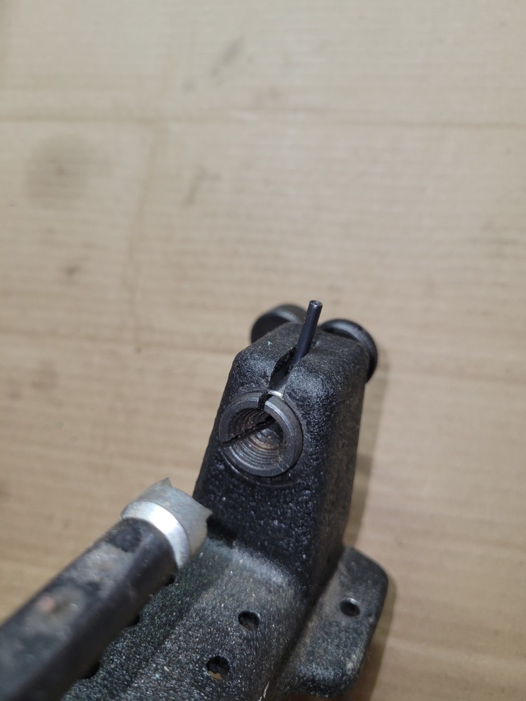 SmartReloader SR777 Case Trimmer w/3 Pilots