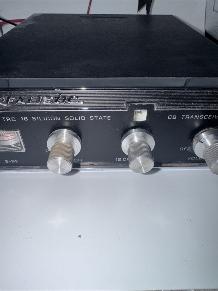 Realistic TRC-18 CB Transceiver 12 Channels Letters A-L Untested