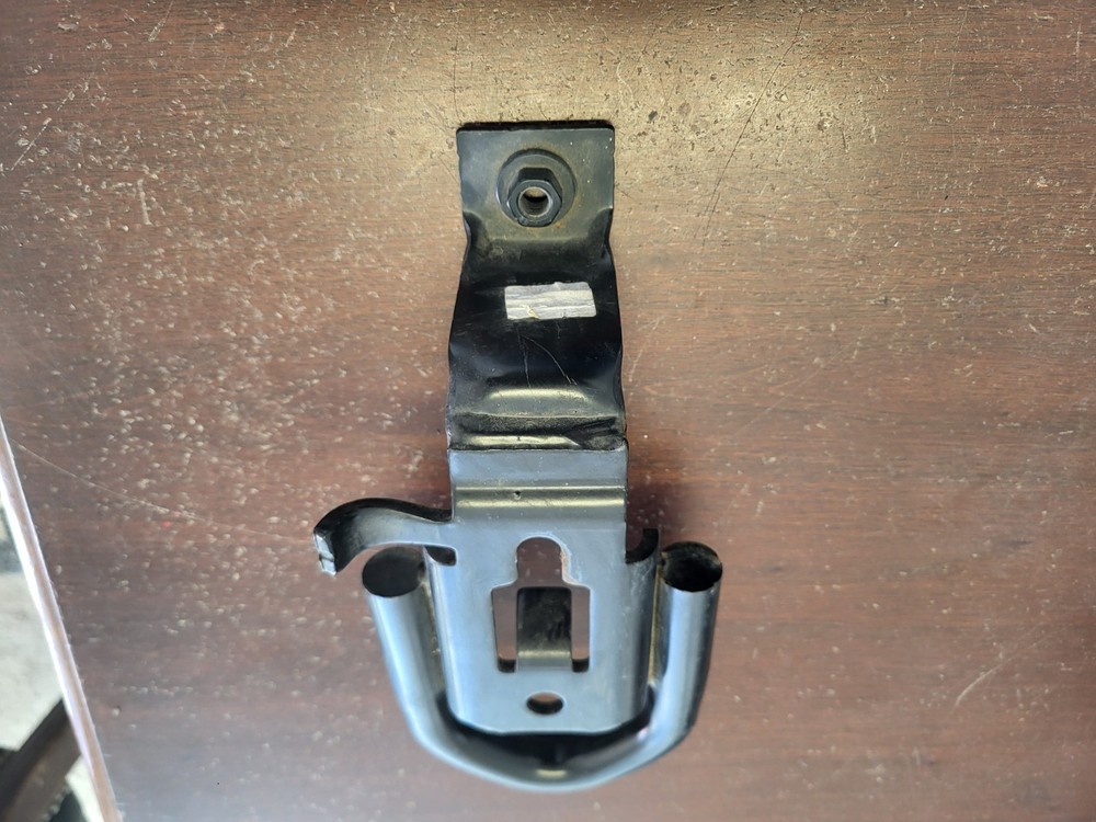 2019-2023 FORD RANGER PASSENGER FRONT TOW HOOK