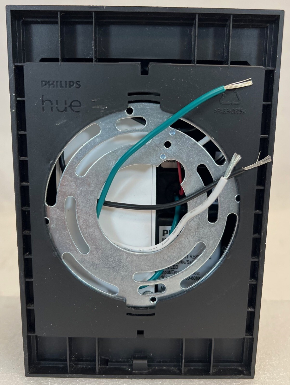 Philips Hue Resonate White & Color Ambiance Outdoor Wall LED Wall Light-Used