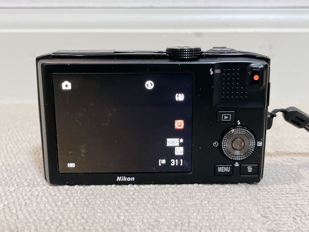 Nikon COOLPIX S8100 Compact Digital Camera (Junk Item)Red Japan