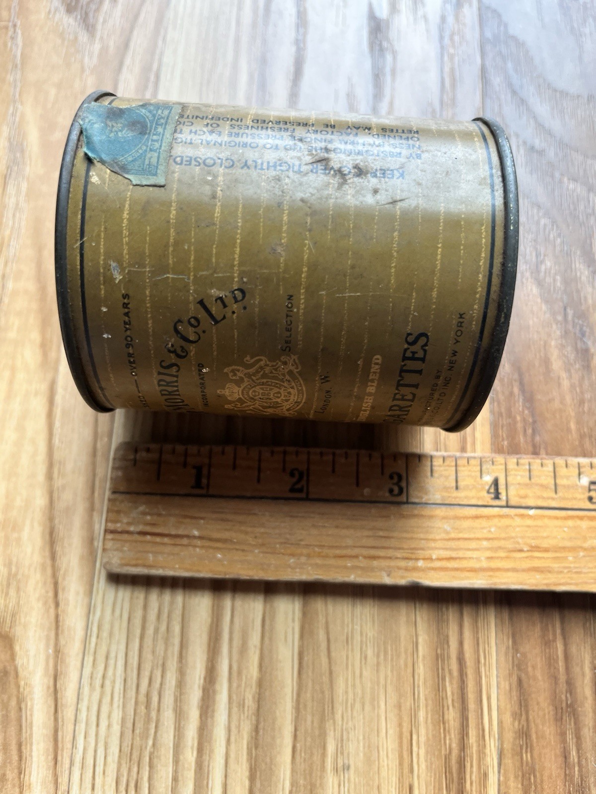 vintage phillip morris & co . cigarettes english blend metal tin