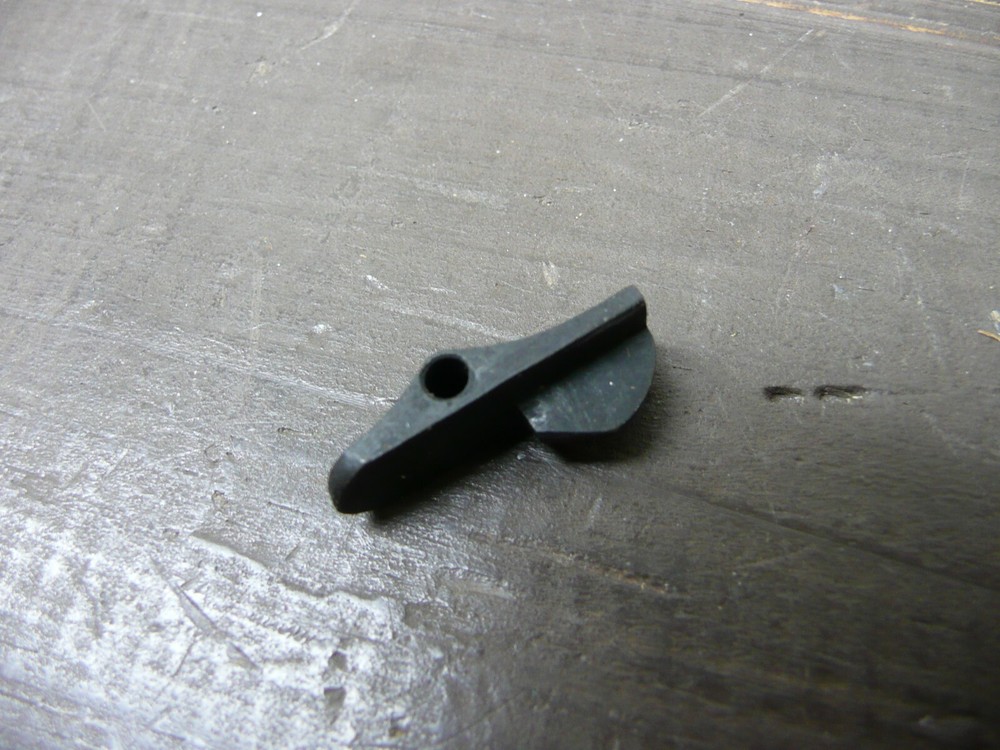 US M1903 Springfield Floorplate Catch (1109-15)