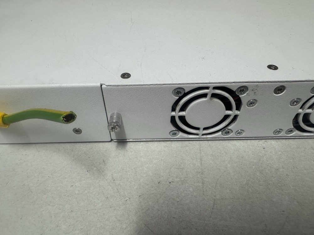 Ericsson SIU-02 KDU 137 596/2 Rackmount Unit Untested As-Is