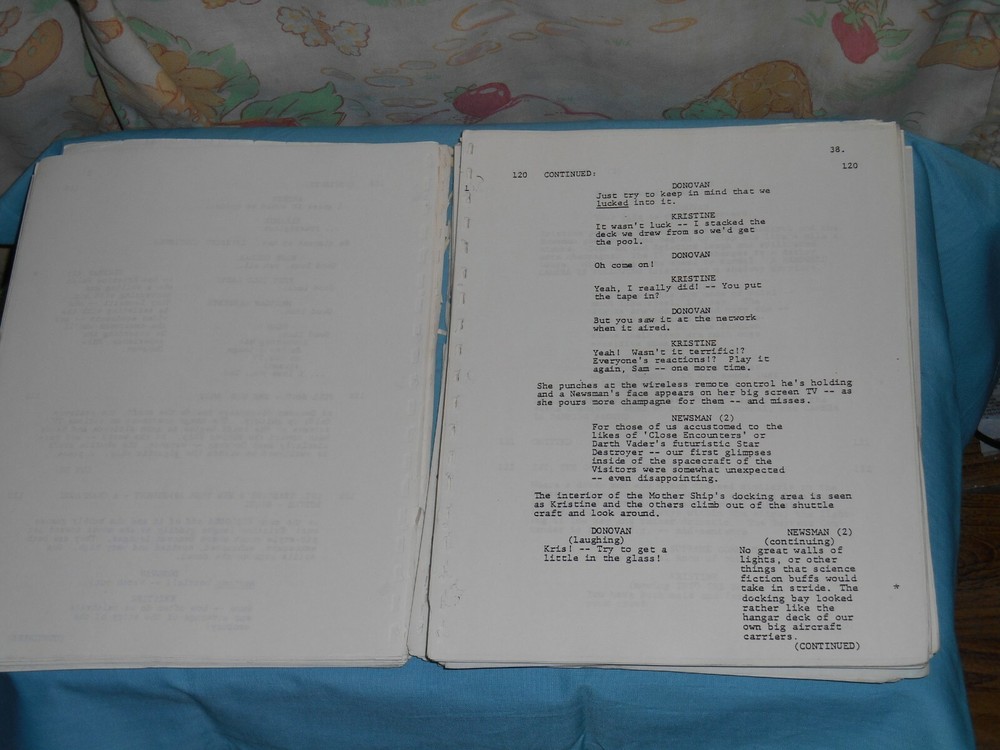 original V MINISERIES SCRIPT signed by Kenneth Johnson and others