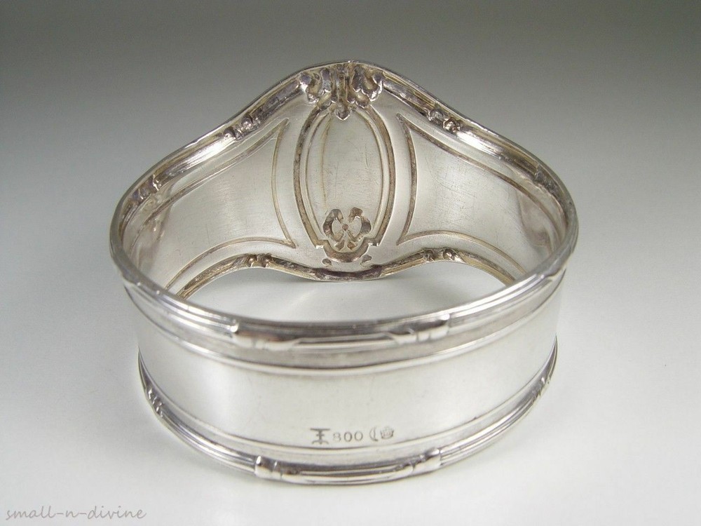 BEAUTIFUL ANTIQUE SOLID SILVER KOCH & BERGFELD NAPKIN RING