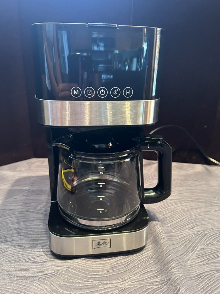 Melitta MCM009 10-Cup Drip Coffee Maker Touchscreen Programmable 900W w Box