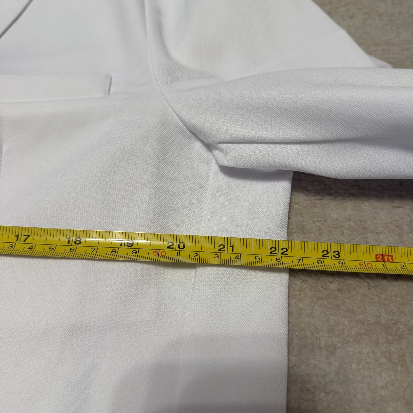 Medelita Wilson Slim Fit Lab Coat White Professional Men's Size 42 NWOT