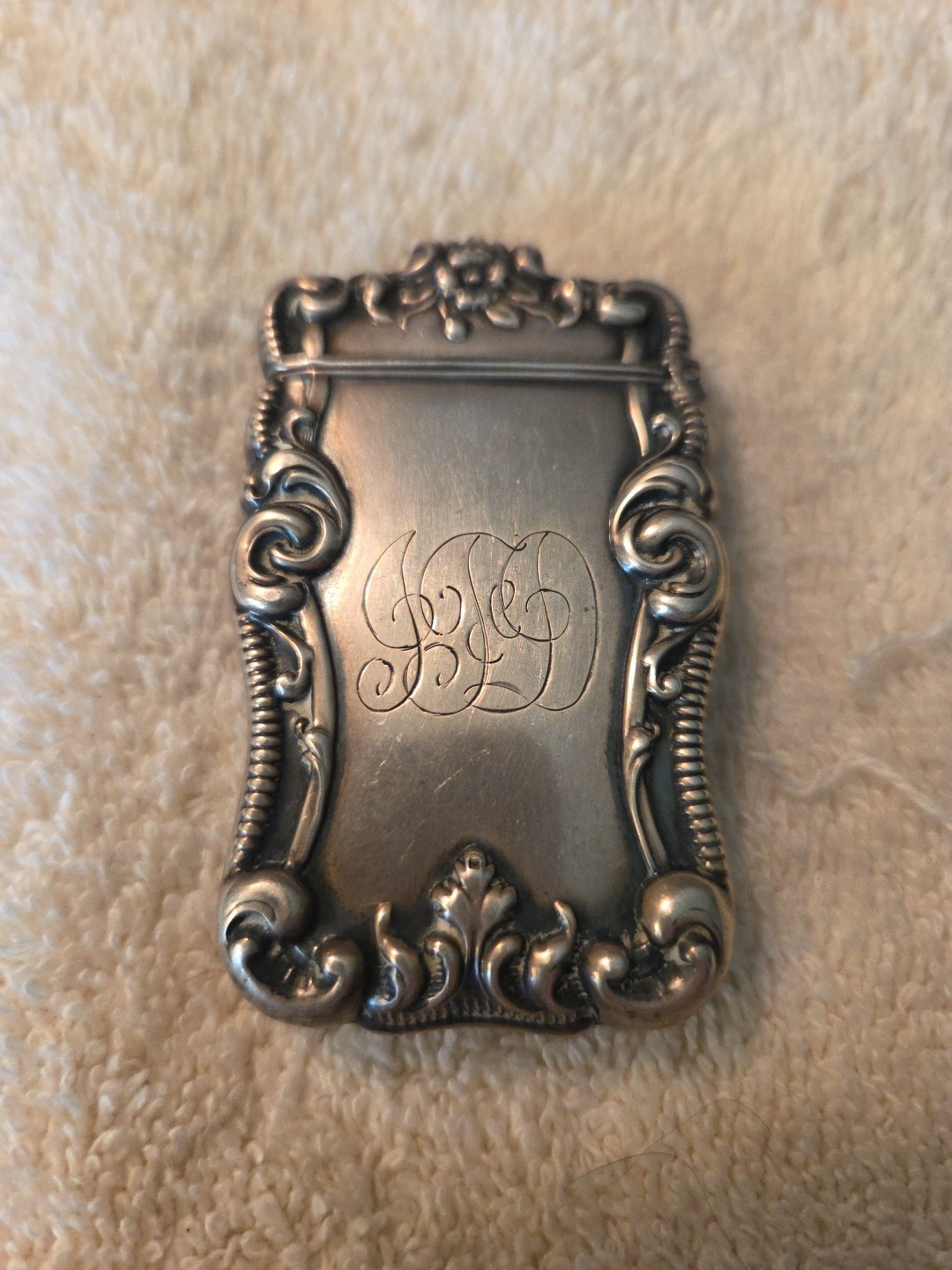 Art Nouveau sterling silver ornate MATCH SAFE VESTA CASE Lion/Gargoyle Head