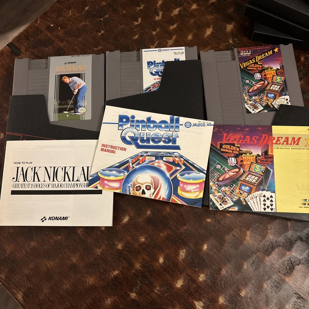 Nintendo NES-001 Console Bundle W/ 10 Games, 2 Controllers & Zapper