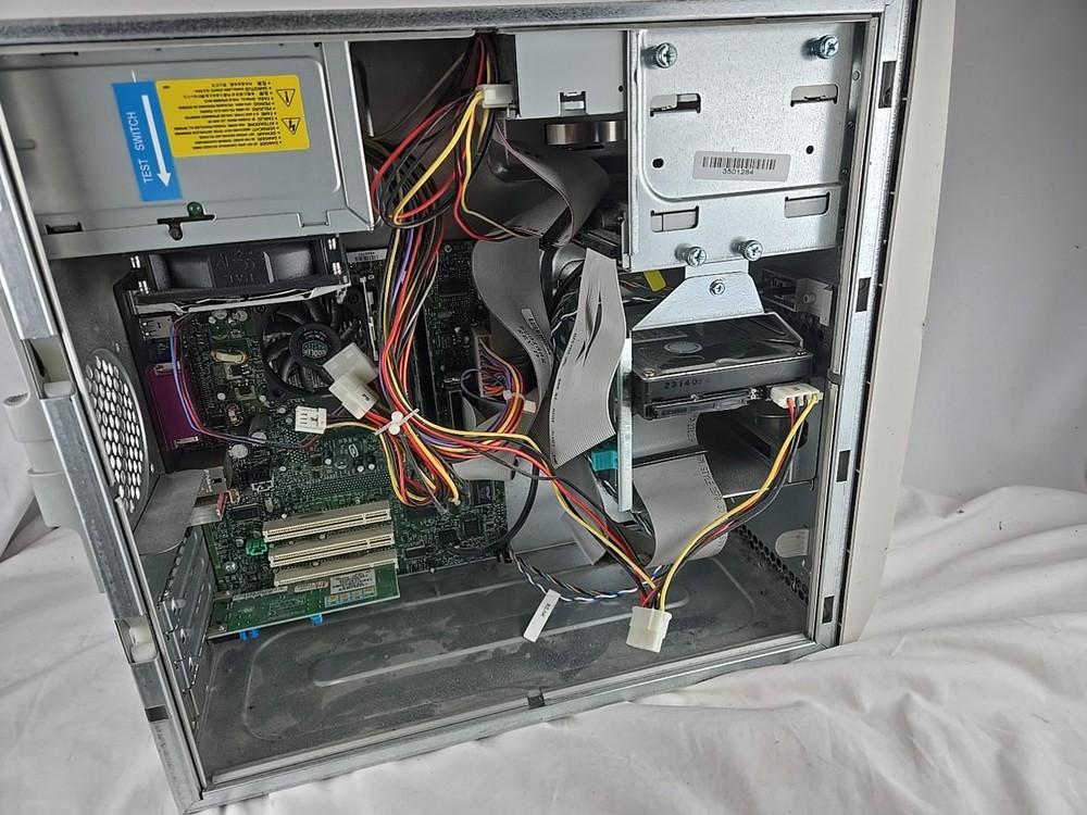 Gateway MFATXSTL KTH 300S Computer Intel Celeron Untested Read Description