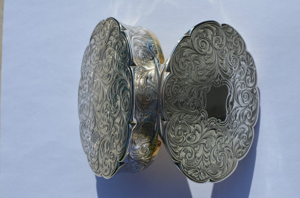 MASSIVE STERLING SILVER SNUFF BOX, RARE SOLID SILVER BOX, MUST SEE !!