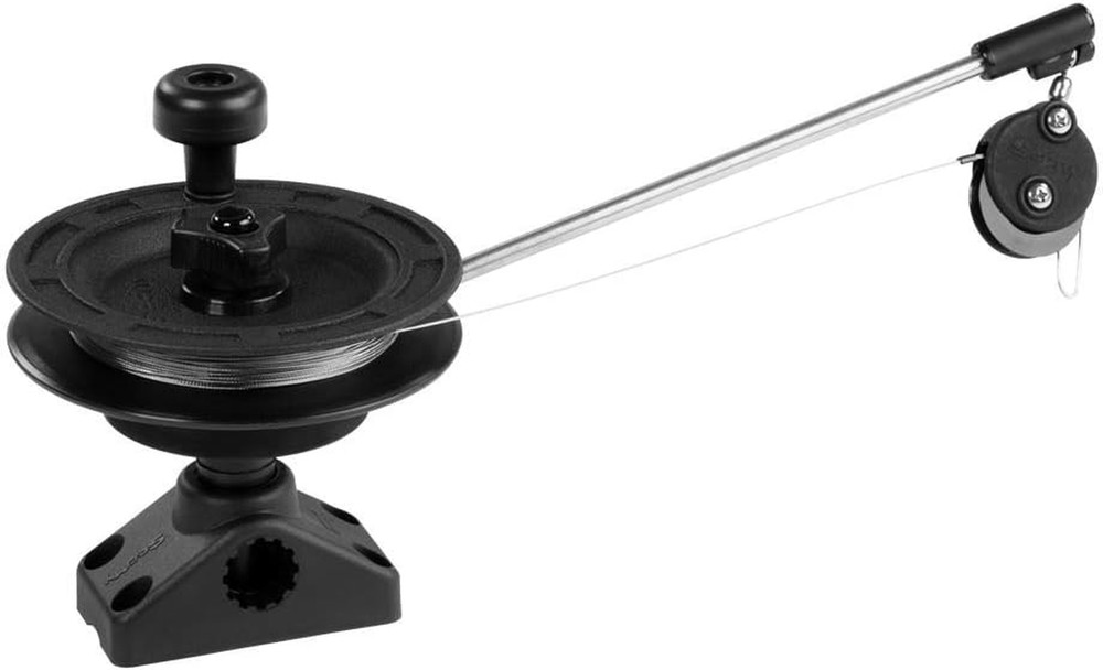 Laketroller Manual Downrigger - Compact Post Mount, Black Finish