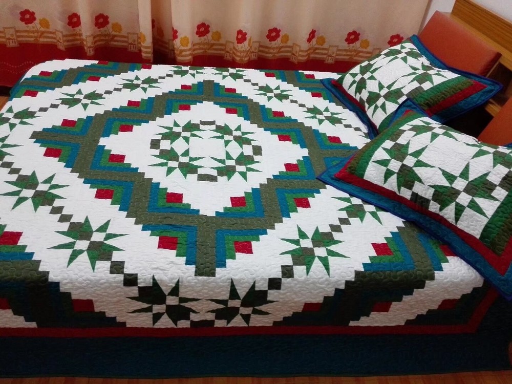 Queen size Machine pieced and quilt complete Quilt#098