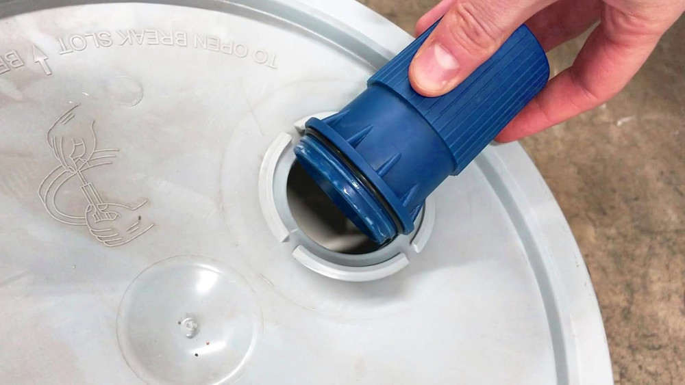 5 Gallon Pour Spout- Transform Your Bucket into a Mess-Free Pouring Solution, GP