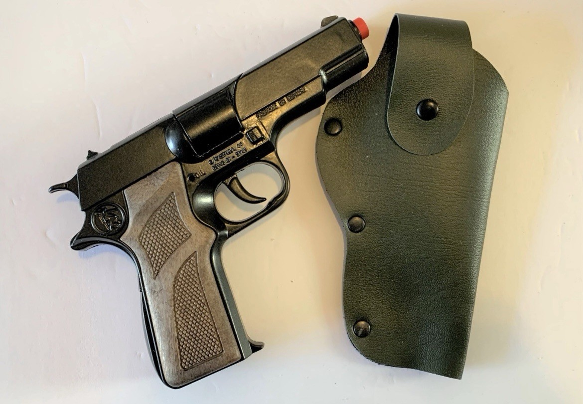 Die Cast Metal 1911 Cap Gun. Military Commando Style With Holster. New!!