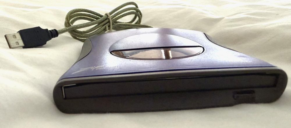 Iomega Zip 250 MB USB External Disk Drive includes 1 disk TESTED