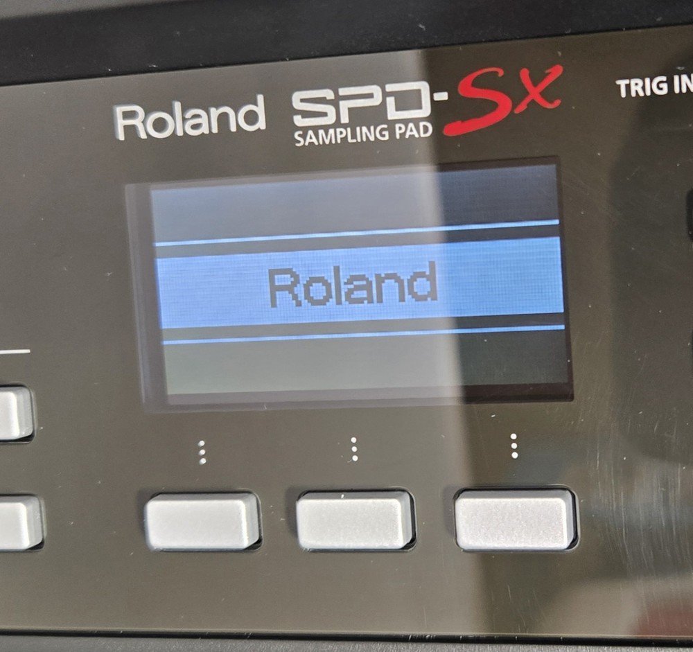 Roland Percussion Sampling Pad with 4GB Internal Memory, Black (SPD-SX)