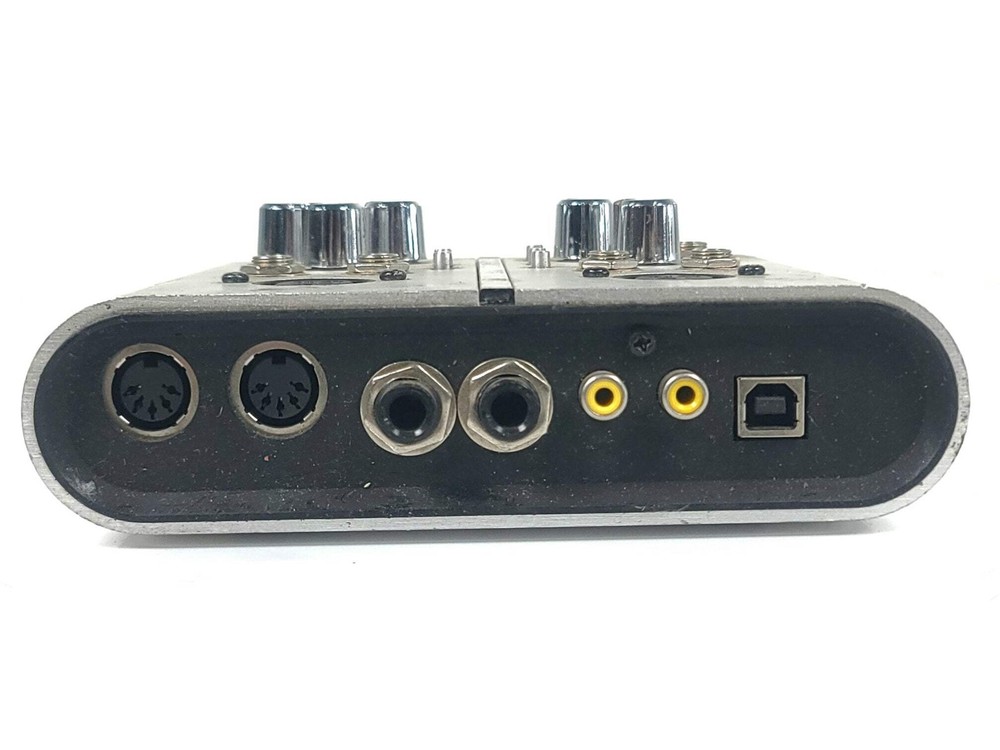 Alesis iO2 USB Audio Interface (C2018-439)