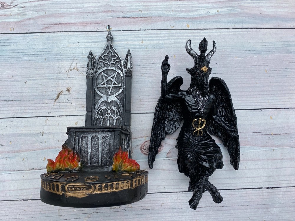 Templar Sabbatic Goat Baphomet Satan Black 10"X6" / Devil / Evil / Seating Down