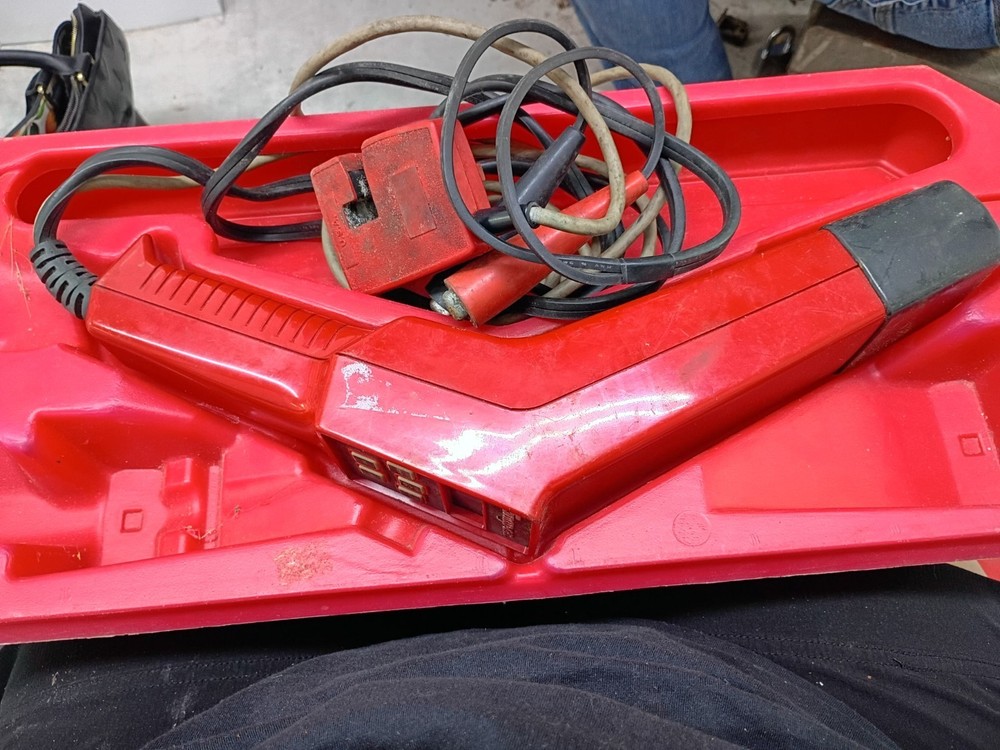 Snap-On MT1261A Computerized Tach/Advance Timing Light