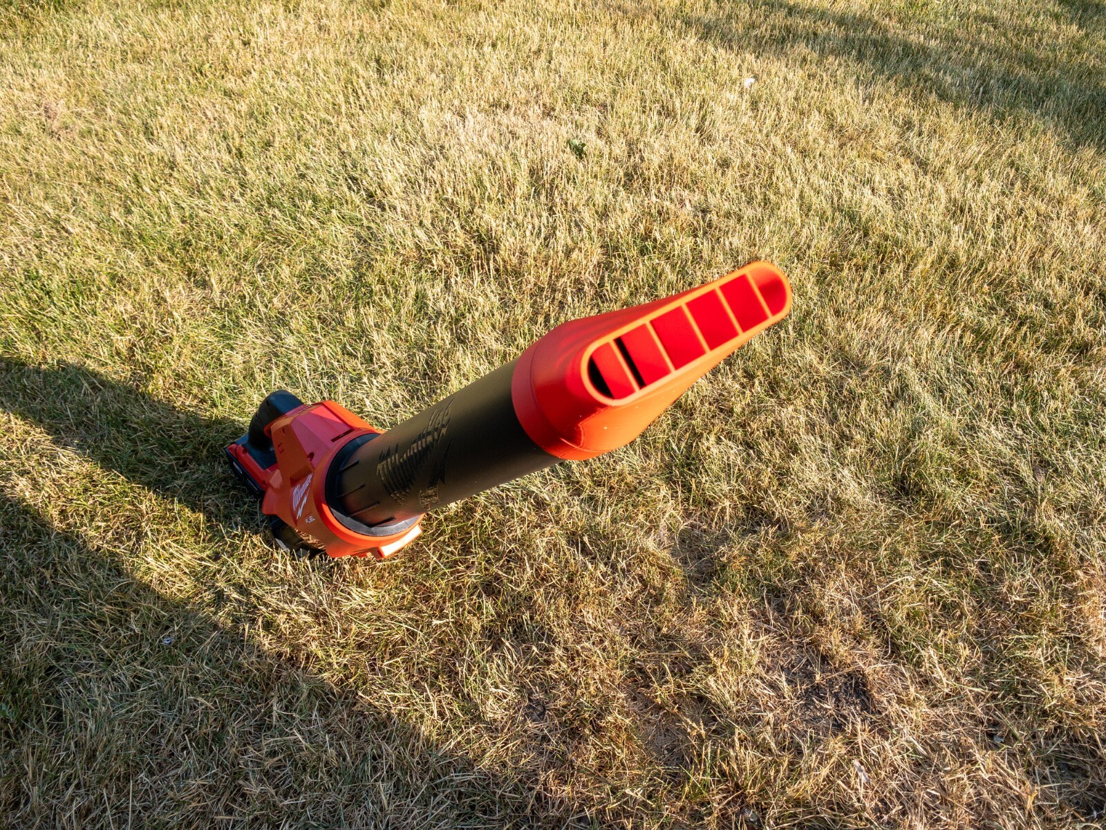 Milwaukee M18 Fuel Leaf Blower Flat Nozzle Attachment Tip, 2724-20 Tool