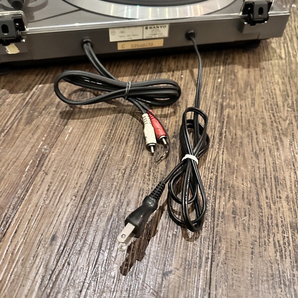 Sanyo OTTO TP-Q7D Direct Drive Automatic Turntable Quartz Tested FullyFunction