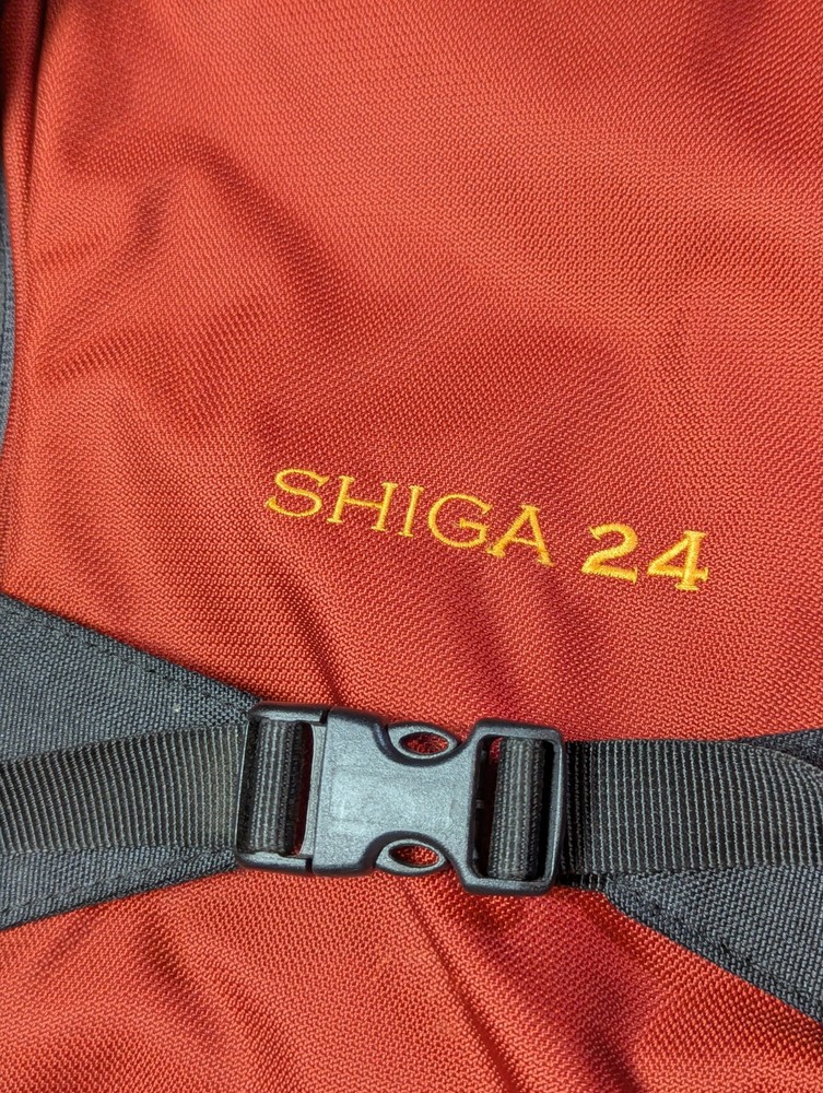 Deuter Shiga 24 Hydration Hiking Backpack