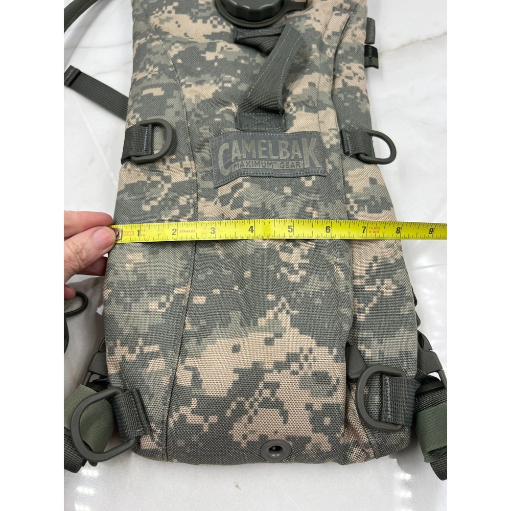 Camelbak Maximum Gear Hydration Pack Digital Camo Tactical Water Bladder