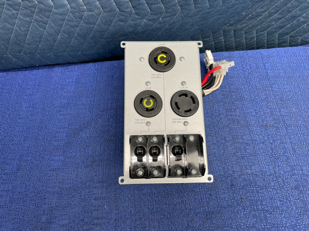 APC 2-Plug 3-Switch Power Distribution Panel - Overstock - Excellent Condition