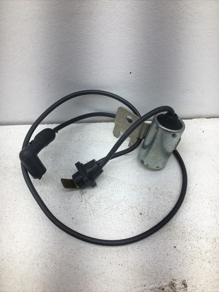 E-Tron Components Ignition Condenser FD-79 (New Old Stock)