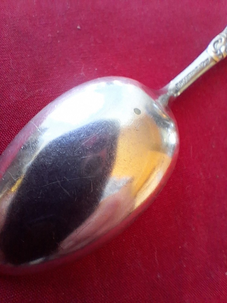 Wm Rogers & Son AA 1895 Cromwell Silverplated Flatware Teaspoon SHIPS FREE