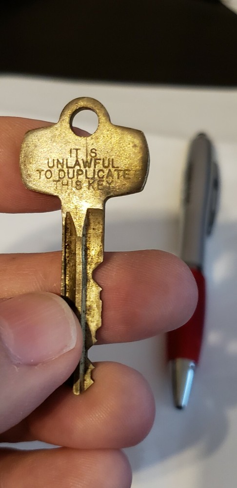 Best Lock Original Numbered Key 2 C-15