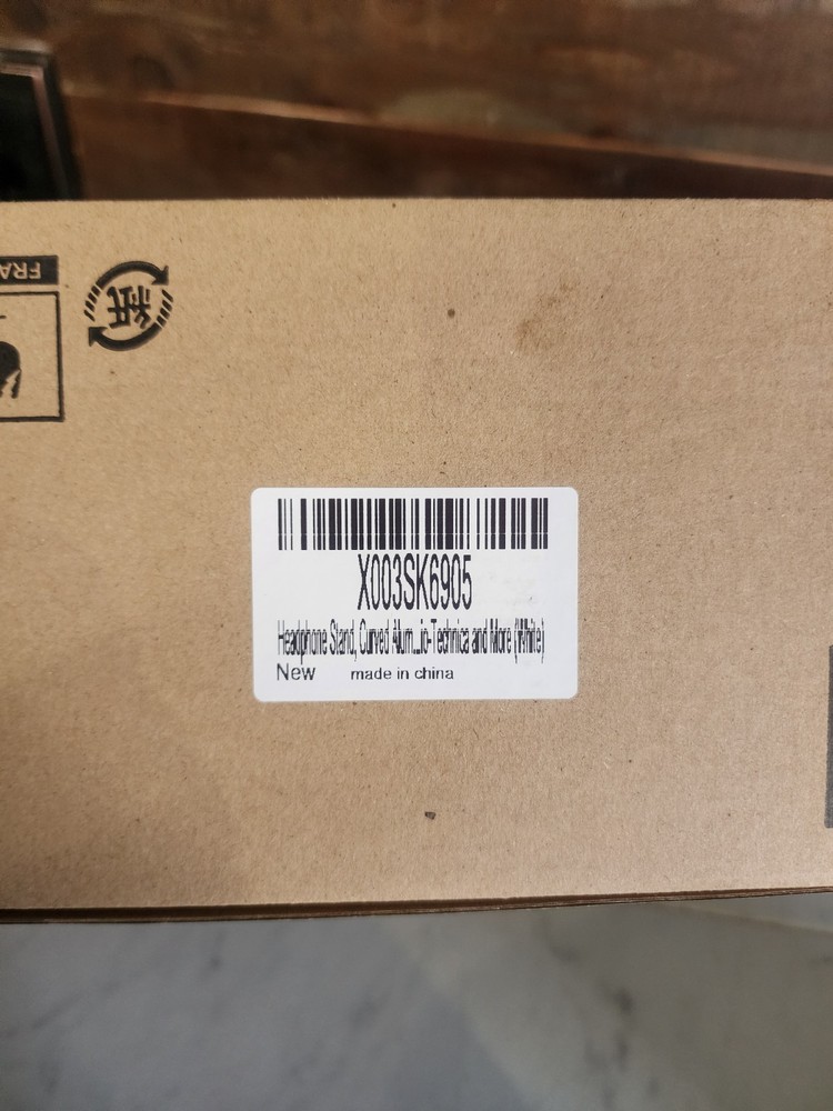 New White Headphone Stand