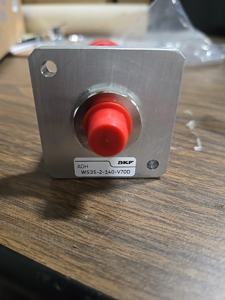 SKF FLOAT SWITCH WS35-2-140-V70D NEW