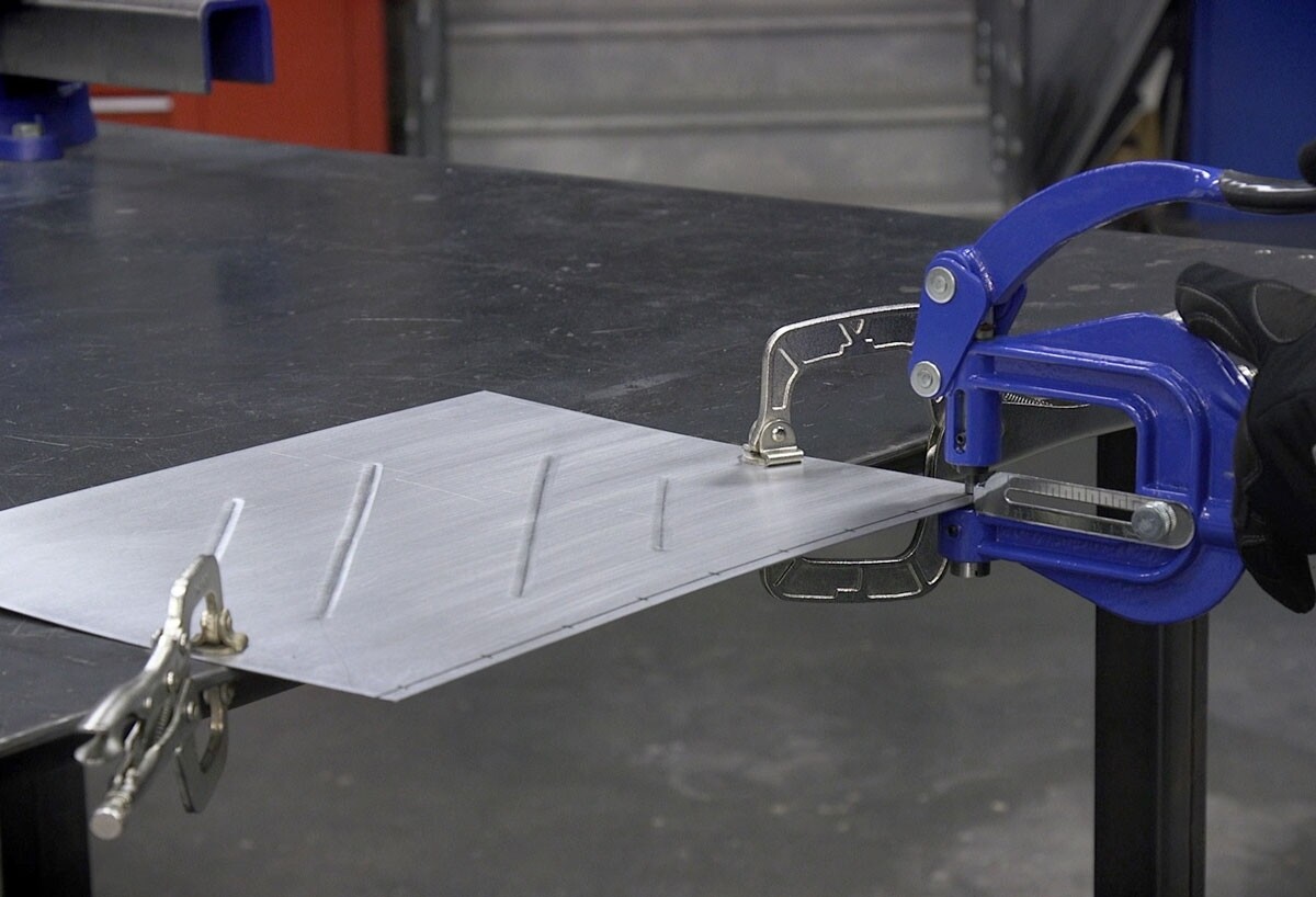 Eastwood Deep Throat Hand Held Power Punch Tool Kit For Sheet Metal Hole Rivet