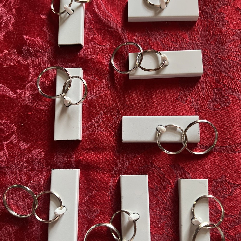 25 Pound Ceiling Magnets(8)