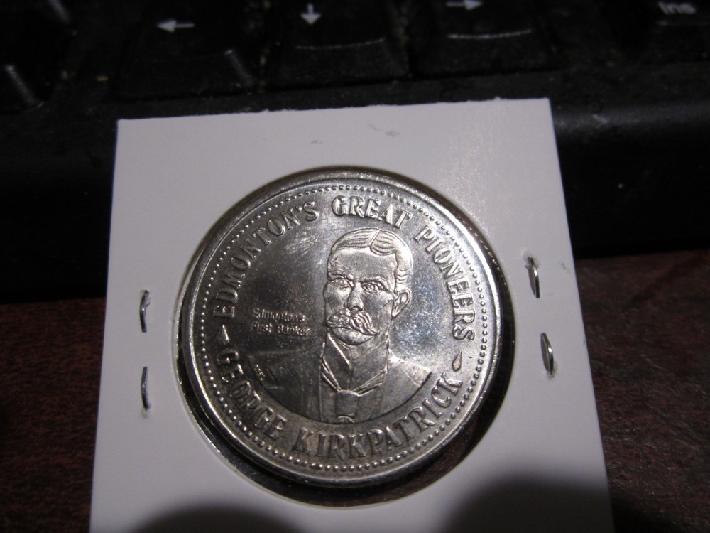 1982 -Edmonton, AB - Hat - Commemorative - Canada Trade Dollar