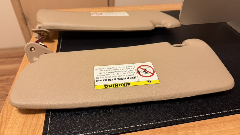 BMW E39 5 Series OEM Beige Sun Visor(Left & Right) Pristine Condition