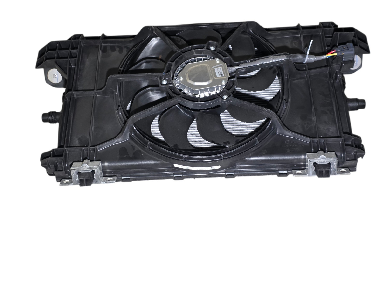 1494175-00-A Tesla Model 3 Model Y Radiator Cooling Fan Shroud Assembly OEM