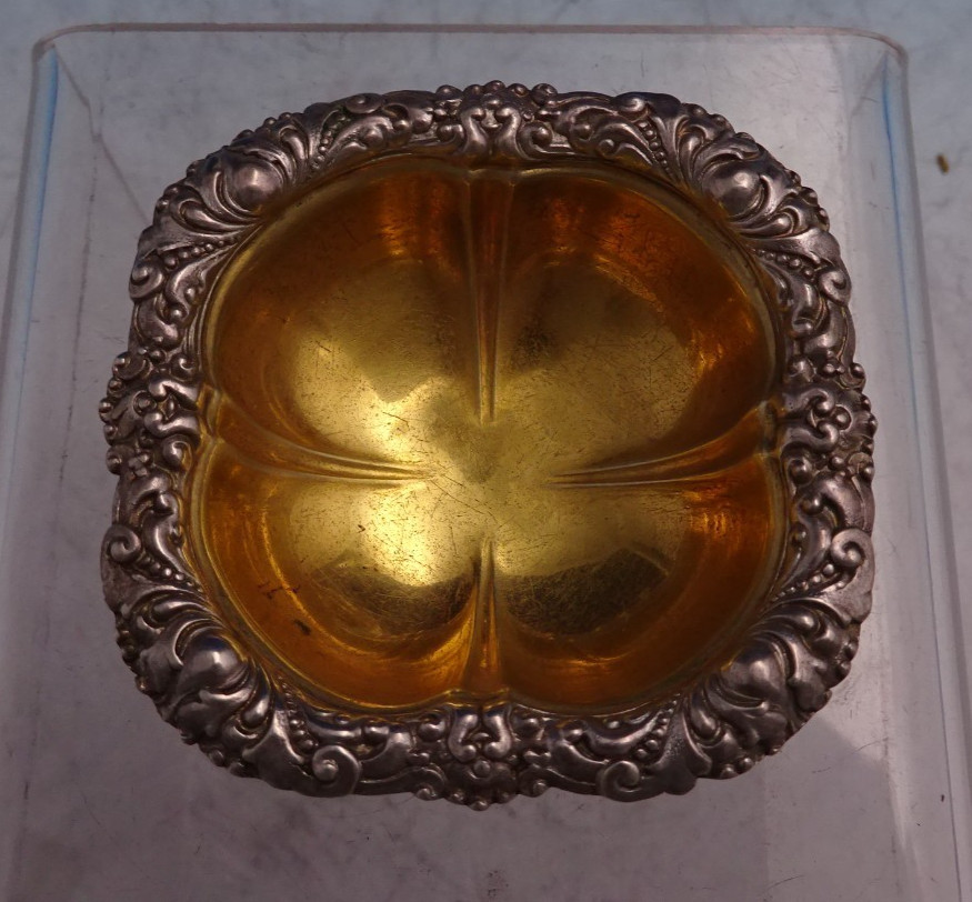 Tiffany and Co Sterling Silver Salt Dip GW #11284/3658 1" x 2 3/8" (#3710)