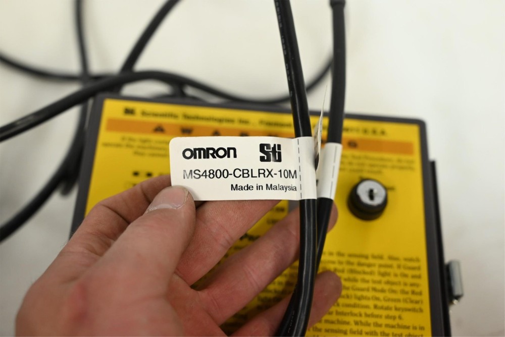 Omron MC42D-1-AC Safety Mat Controller