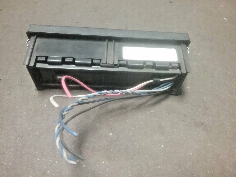 INTERNATIONAL SWITCH PANEL 3575432C4 , 32289