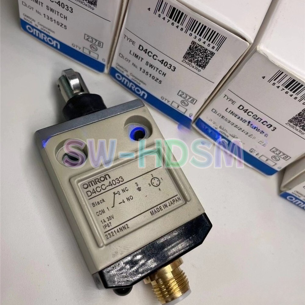 1PCS NEW for Omron Limit Switch D4CC-4033 Freight Free